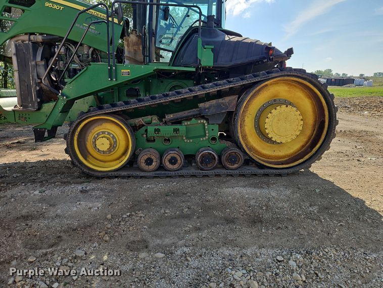 image for item EO7289 2009 John Deere 9530T tractor