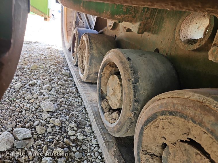 image for item EO7289 2009 John Deere 9530T tractor