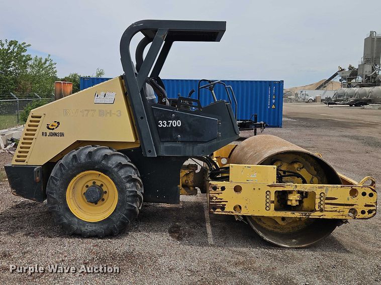 image for item EO7292 1999 Bomag BW177DH-3 single drum vibratory roller