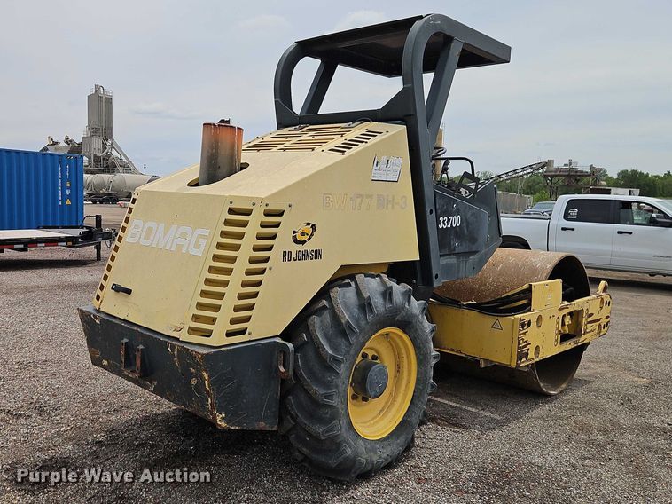 image for item EO7292 1999 Bomag BW177DH-3 single drum vibratory roller