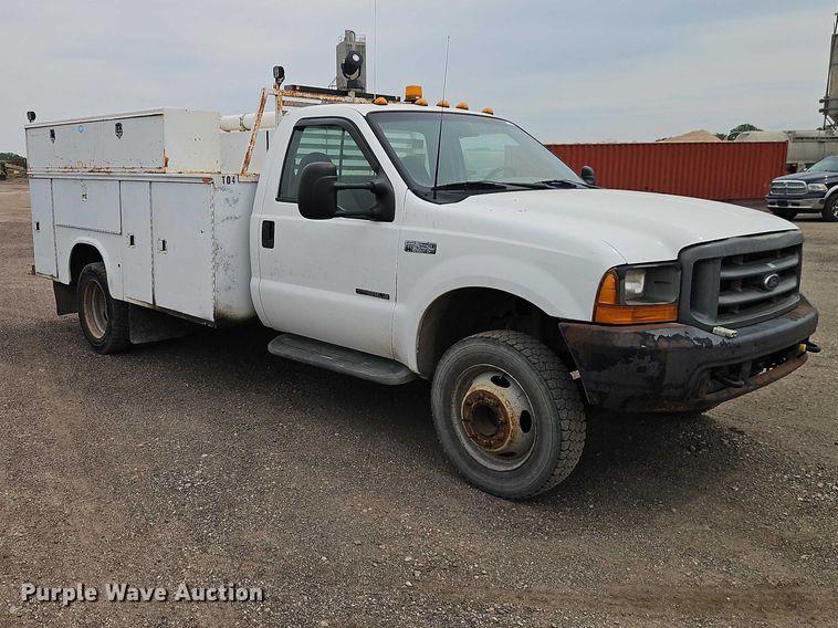 image for item EO7294 2000 Ford F450 Super Duty utility / service truck