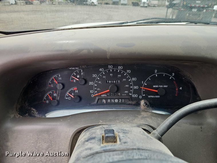 image for item EO7294 2000 Ford F450 Super Duty utility / service truck