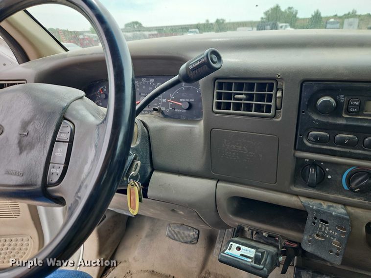 image for item EO7294 2000 Ford F450 Super Duty utility / service truck