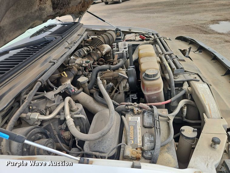 image for item EO7294 2000 Ford F450 Super Duty utility / service truck
