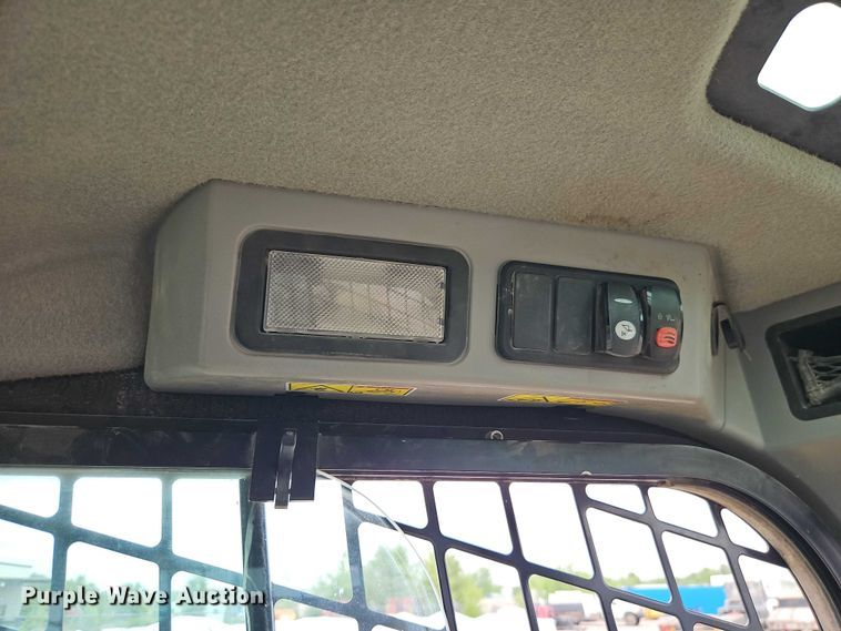 image for item EO7295 2016 Caterpillar 236D skid steer loader