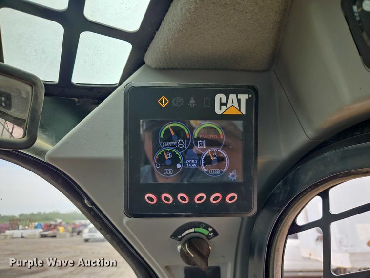 image for item EO7295 2016 Caterpillar 236D skid steer loader