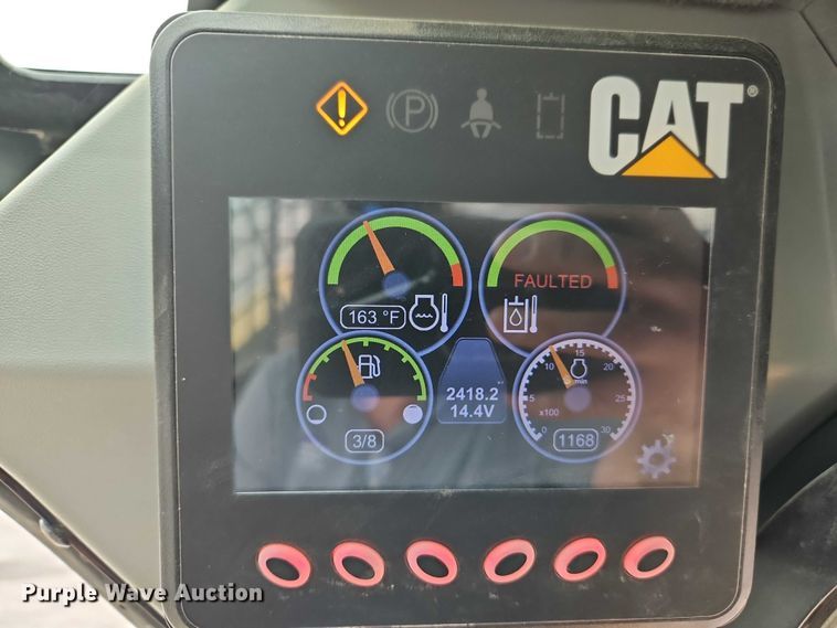 image for item EO7295 2016 Caterpillar 236D skid steer loader