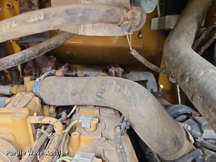 image for item EO7295 2016 Caterpillar 236D skid steer loader