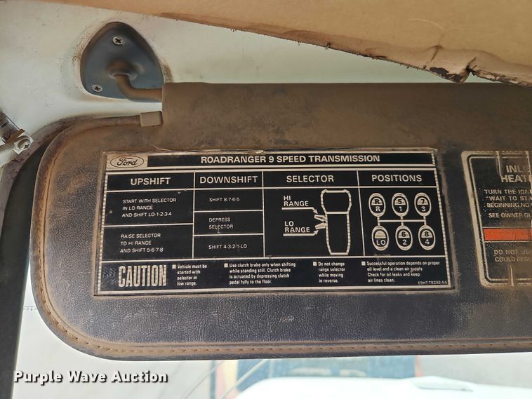 image for item EO7298 1995 Ford LN8000 dump truck