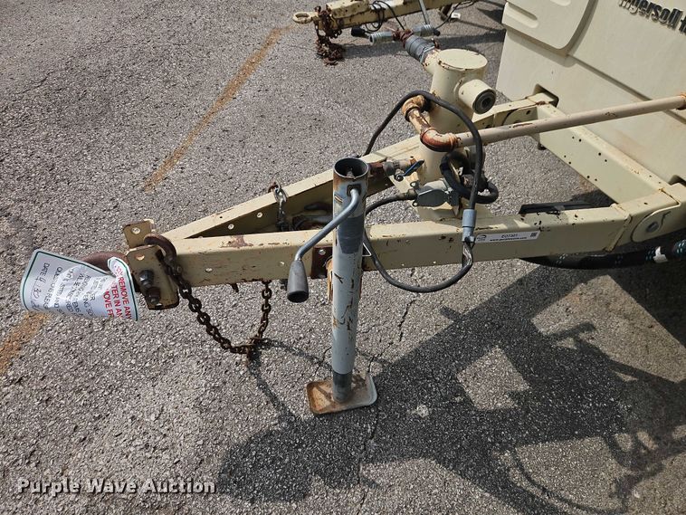 image for item EO7301 2006 Ingersoll Rand 185 air compressor