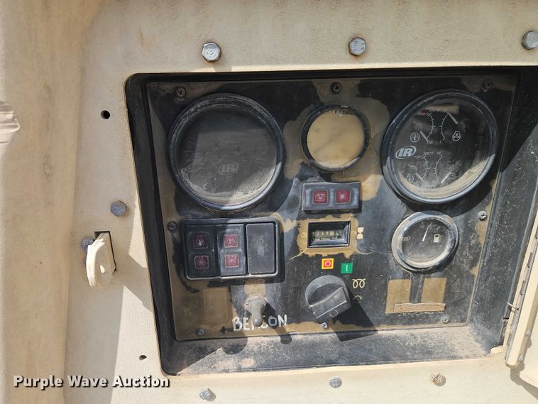 image for item EO7301 2006 Ingersoll Rand 185 air compressor