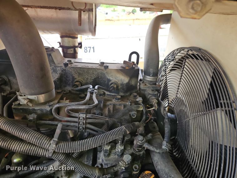 image for item EO7301 2006 Ingersoll Rand 185 air compressor