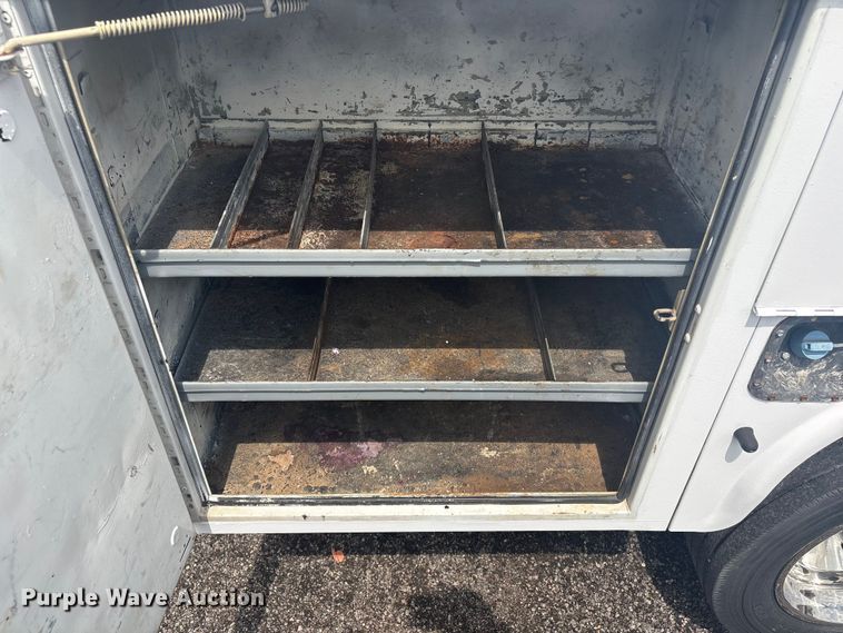 image for item EQ1458 2011 Ford F550 Super Duty  Crew Cab utility / service truck