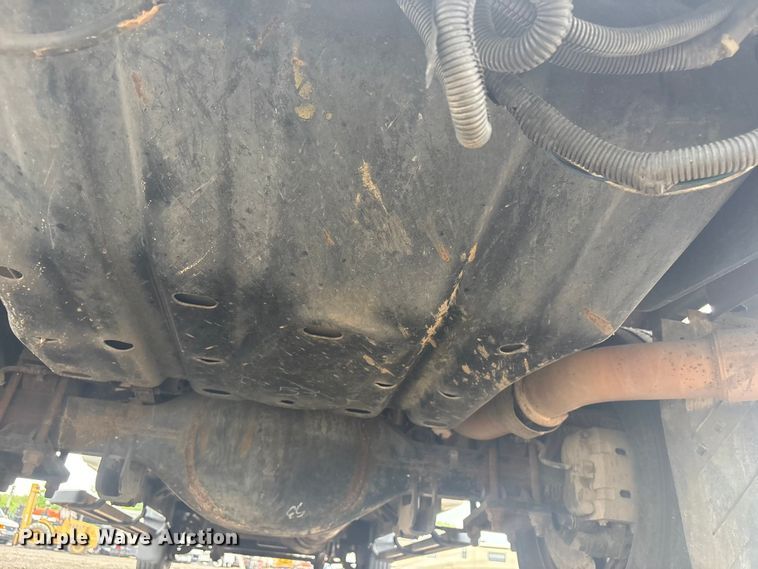 image for item EQ1458 2011 Ford F550 Super Duty  Crew Cab utility / service truck