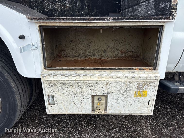 image for item EQ1458 2011 Ford F550 Super Duty  Crew Cab utility / service truck