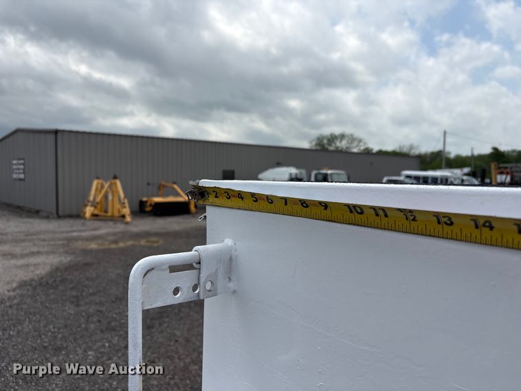 image for item EQ1458 2011 Ford F550 Super Duty  Crew Cab utility / service truck