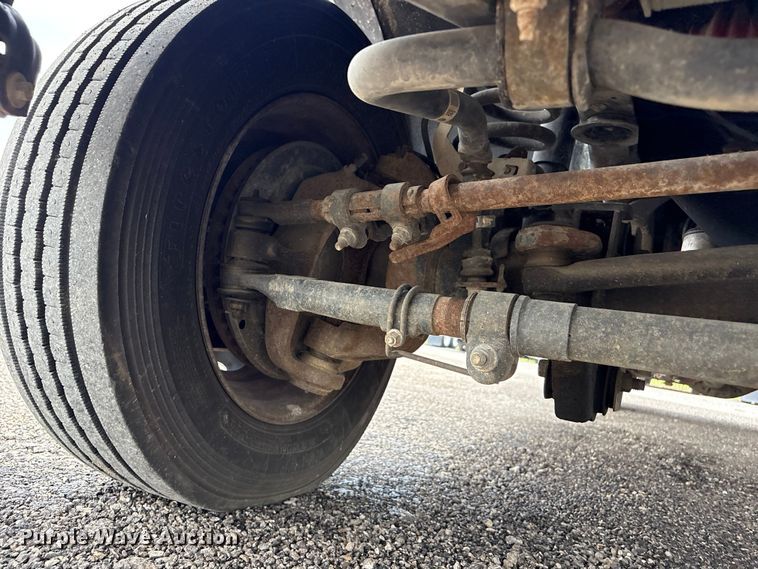 image for item EQ1458 2011 Ford F550 Super Duty  Crew Cab utility / service truck