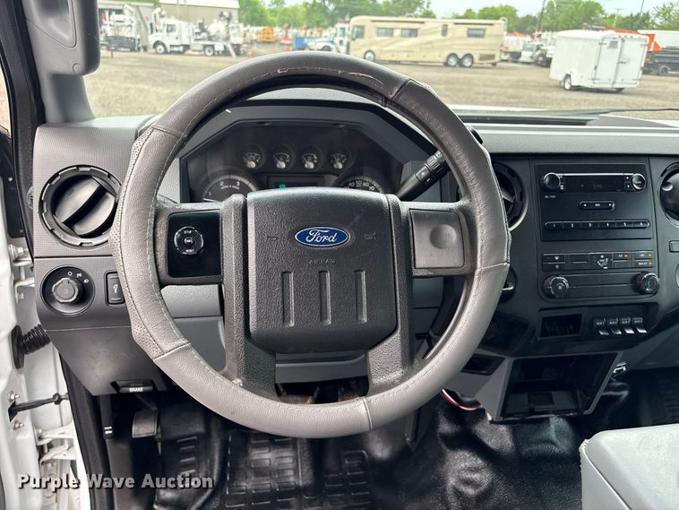 image for item EQ1458 2011 Ford F550 Super Duty  Crew Cab utility / service truck