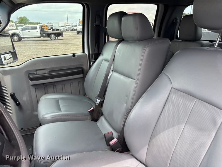 image for item EQ1458 2011 Ford F550 Super Duty  Crew Cab utility / service truck