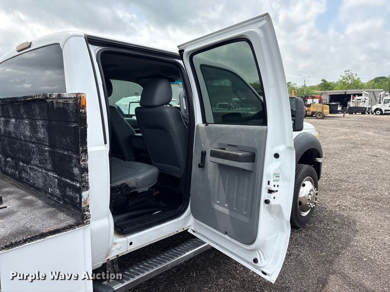 image for item EQ1458 2011 Ford F550 Super Duty  Crew Cab utility / service truck
