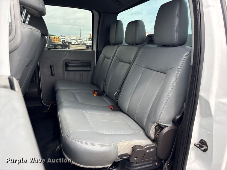 image for item EQ1458 2011 Ford F550 Super Duty  Crew Cab utility / service truck