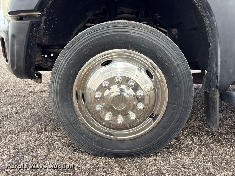 image for item EQ1458 2011 Ford F550 Super Duty  Crew Cab utility / service truck