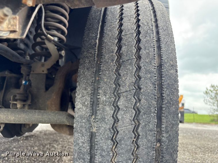 image for item EQ1458 2011 Ford F550 Super Duty  Crew Cab utility / service truck