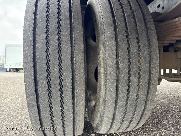 image for item EQ1458 2011 Ford F550 Super Duty  Crew Cab utility / service truck