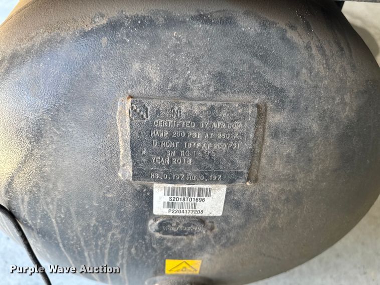 image for item ER0463 2018 Quincy QGS-20 air compressor