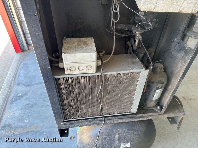 image for item ER0463 2018 Quincy QGS-20 air compressor