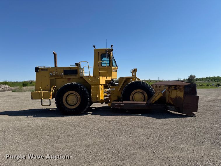 image for item ER0468 1996 Caterpillar 834B wheeled dozer