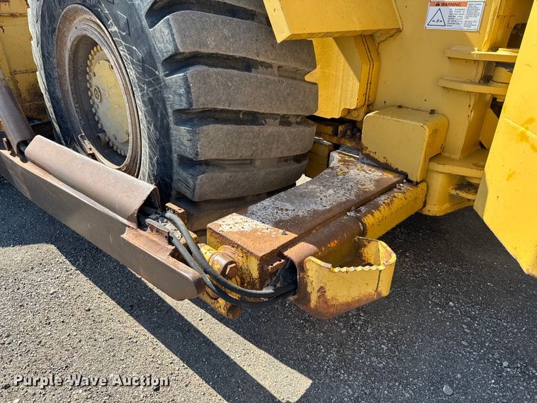 image for item ER0468 1996 Caterpillar 834B wheeled dozer