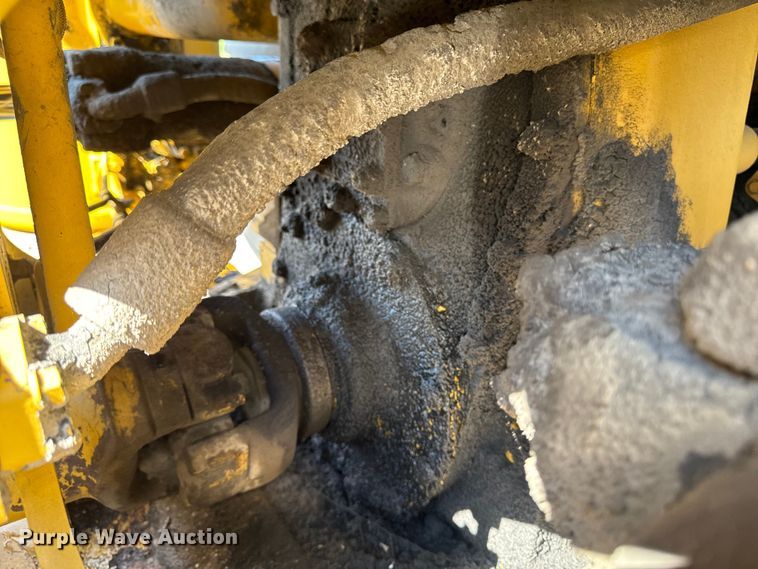 image for item ER0468 1996 Caterpillar 834B wheeled dozer
