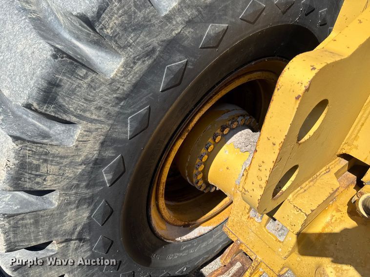 image for item ER0468 1996 Caterpillar 834B wheeled dozer
