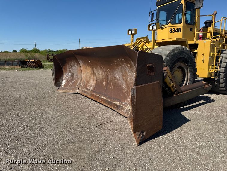 image for item ER0468 1996 Caterpillar 834B wheeled dozer