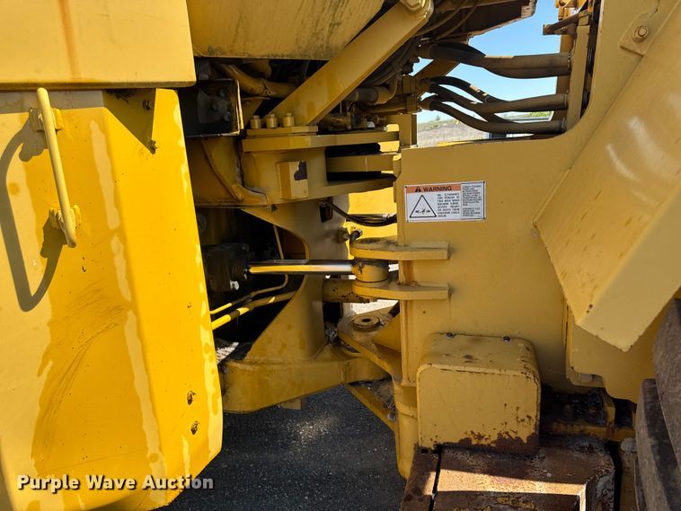 image for item ER0468 1996 Caterpillar 834B wheeled dozer