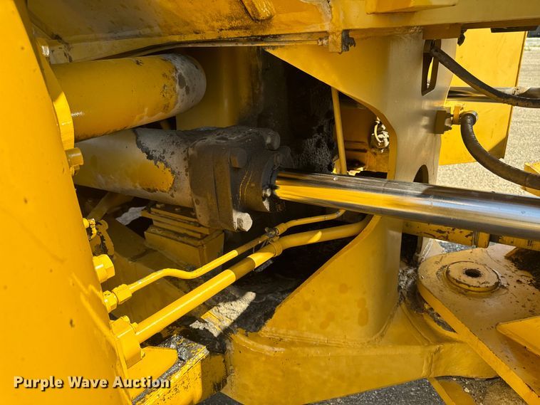 image for item ER0468 1996 Caterpillar 834B wheeled dozer