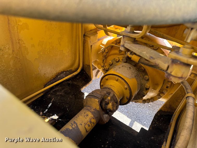 image for item ER0468 1996 Caterpillar 834B wheeled dozer