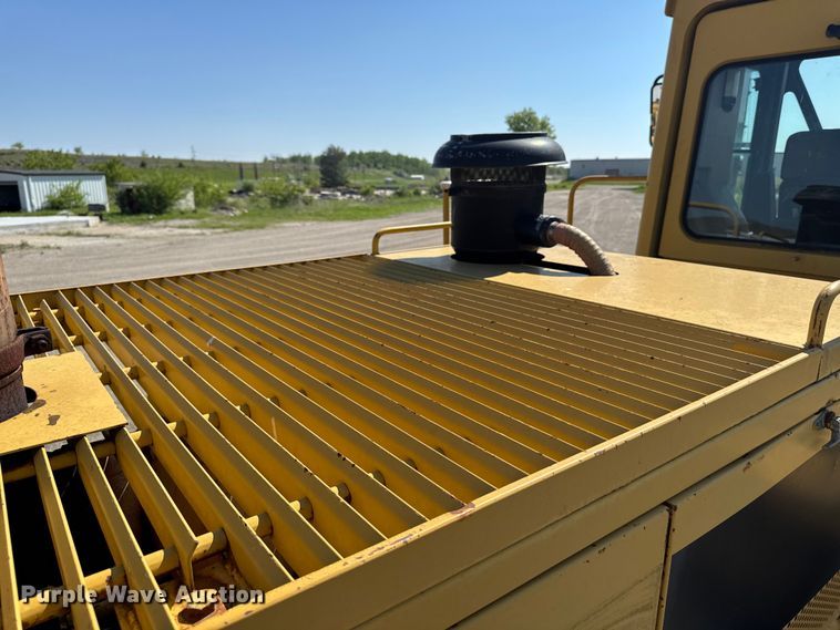 image for item ER0468 1996 Caterpillar 834B wheeled dozer