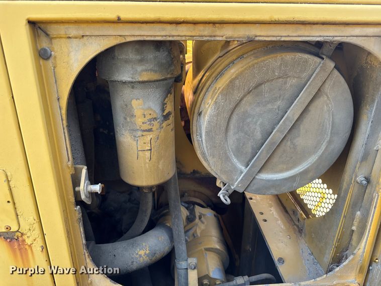 image for item ER0468 1996 Caterpillar 834B wheeled dozer
