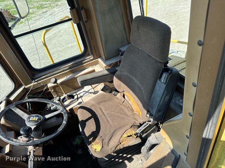 image for item ER0468 1996 Caterpillar 834B wheeled dozer