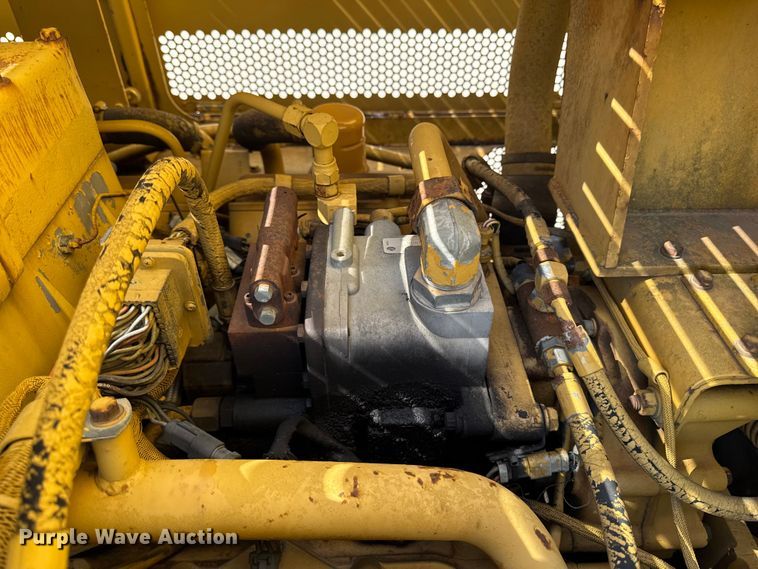 image for item ER0468 1996 Caterpillar 834B wheeled dozer