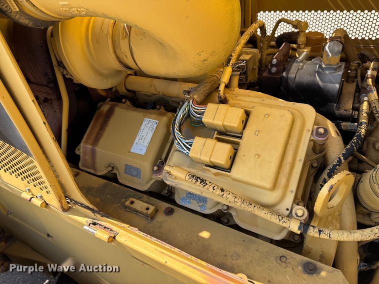 image for item ER0468 1996 Caterpillar 834B wheeled dozer