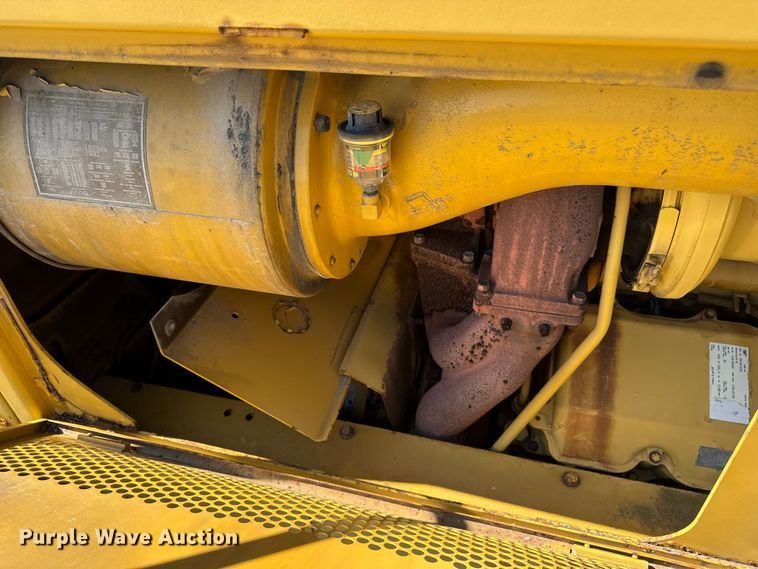 image for item ER0468 1996 Caterpillar 834B wheeled dozer