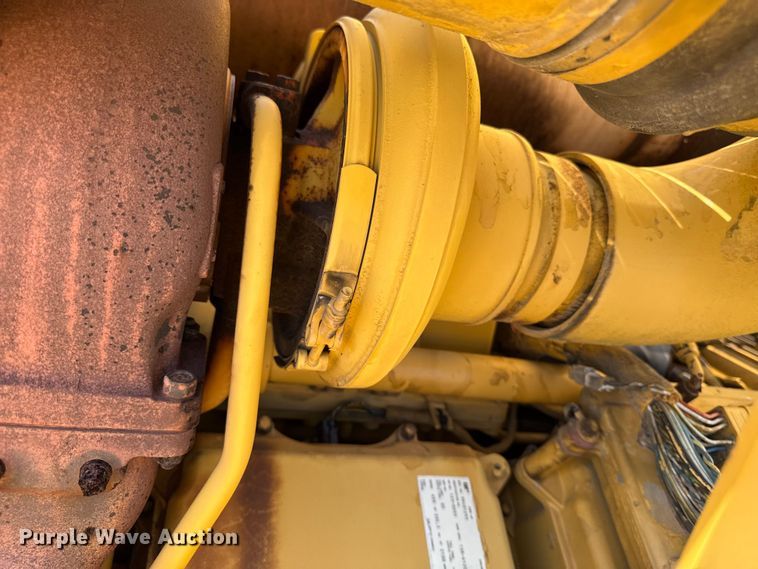 image for item ER0468 1996 Caterpillar 834B wheeled dozer