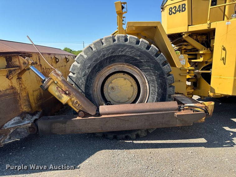 image for item ER0468 1996 Caterpillar 834B wheeled dozer