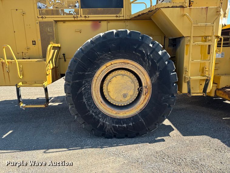 image for item ER0468 1996 Caterpillar 834B wheeled dozer