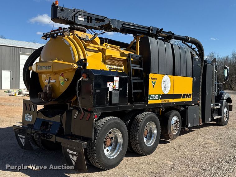 image for item ES5979 2023 Mack Granite hydrovac truck