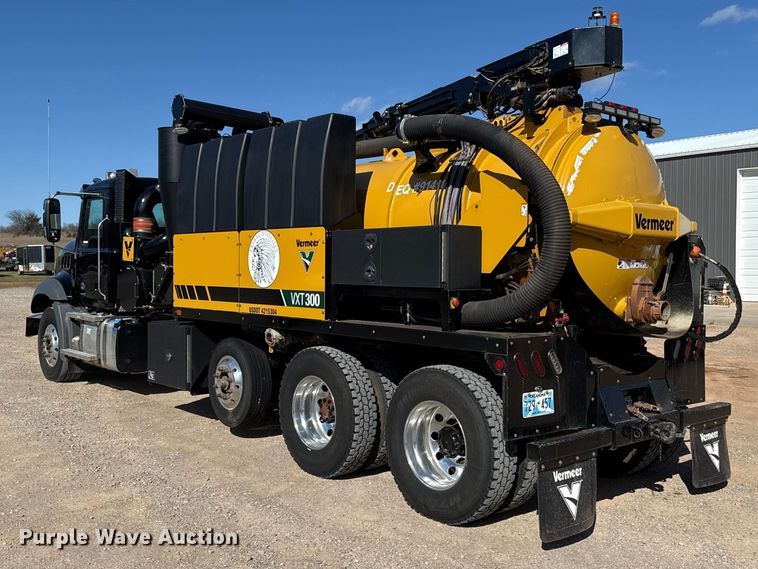 image for item ES5979 2023 Mack Granite hydrovac truck
