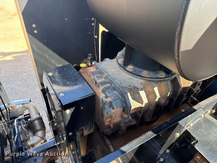 image for item ES5979 2023 Mack Granite hydrovac truck